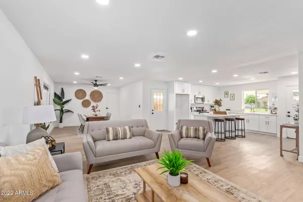 Phoenix, AZ 85028,10833 N 38th Street