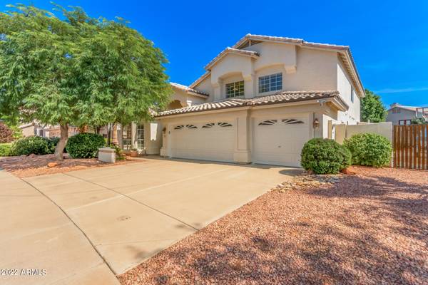 Phoenix, AZ 85023,927 W WALTANN Lane