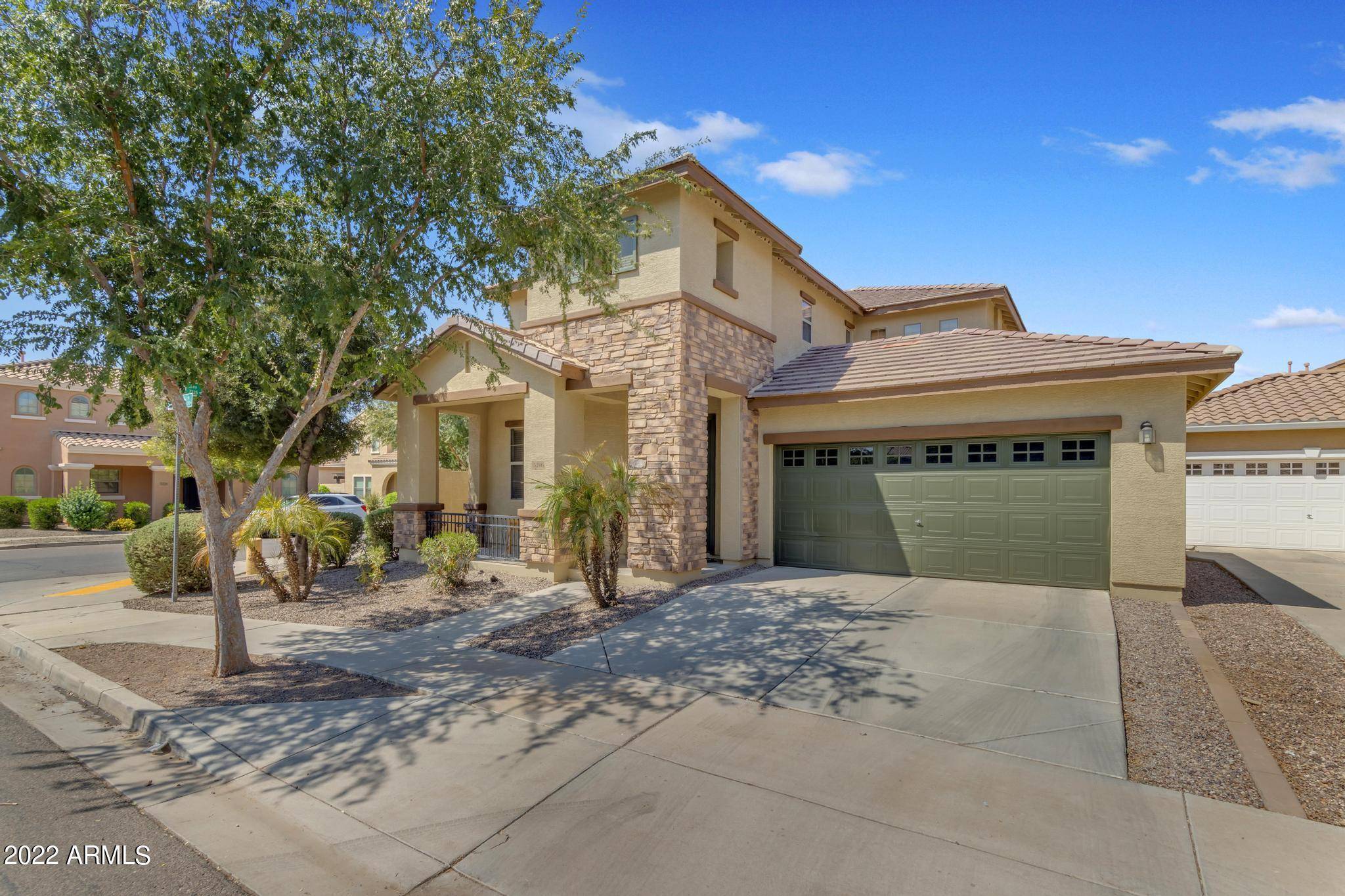 3246 E CARLA VISTA Drive, Gilbert, AZ 85295