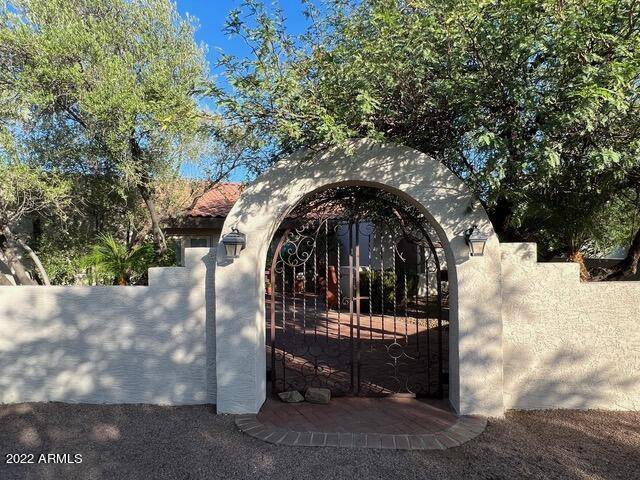 12244 E PALOMINO Road, Scottsdale, AZ 85259