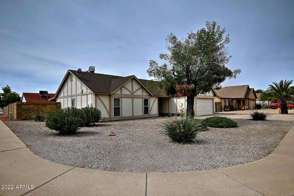 Peoria, AZ 85381,8315 W WINDROSE Drive