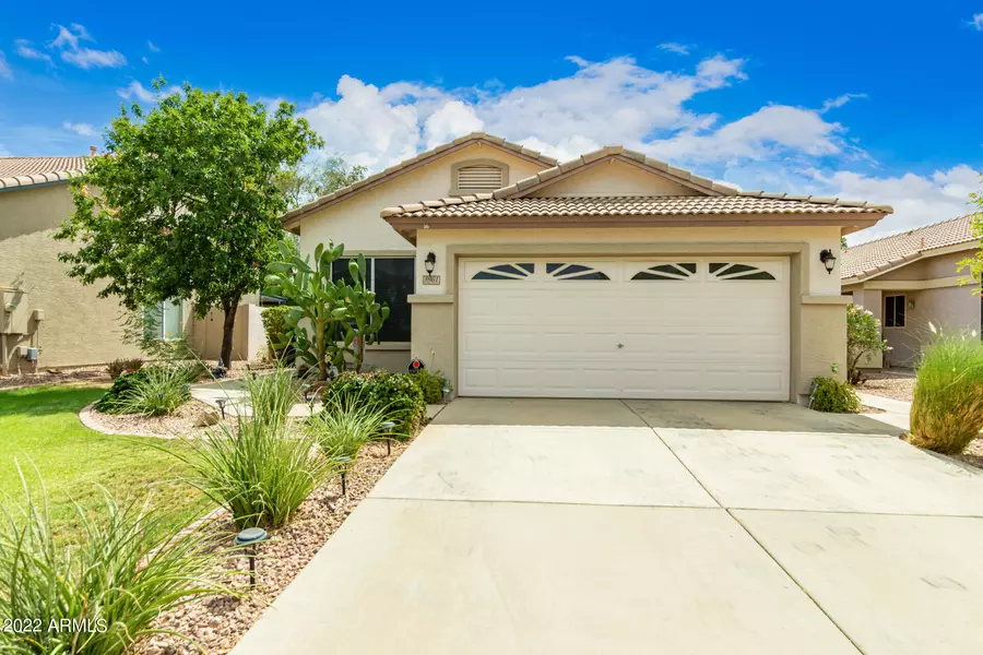 3961 E BARBARITA Avenue, Gilbert, AZ 85234