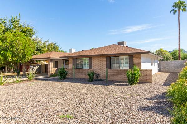 Phoenix, AZ 85028,2823 E Cannon Drive