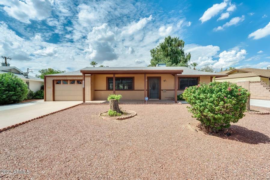 12034 N THUNDERBIRD Road, Sun City, AZ 85351