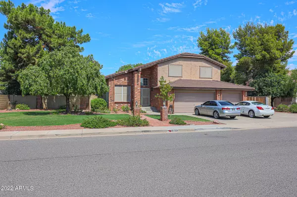 6518 W REDFIELD Road, Glendale, AZ 85306