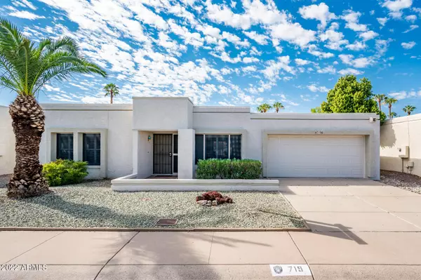 719 E Michelle Drive, Phoenix, AZ 85022