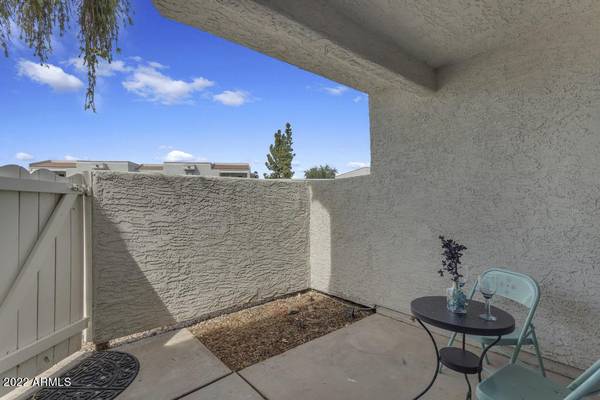 Tempe, AZ 85281,850 S RIVER Drive #1069