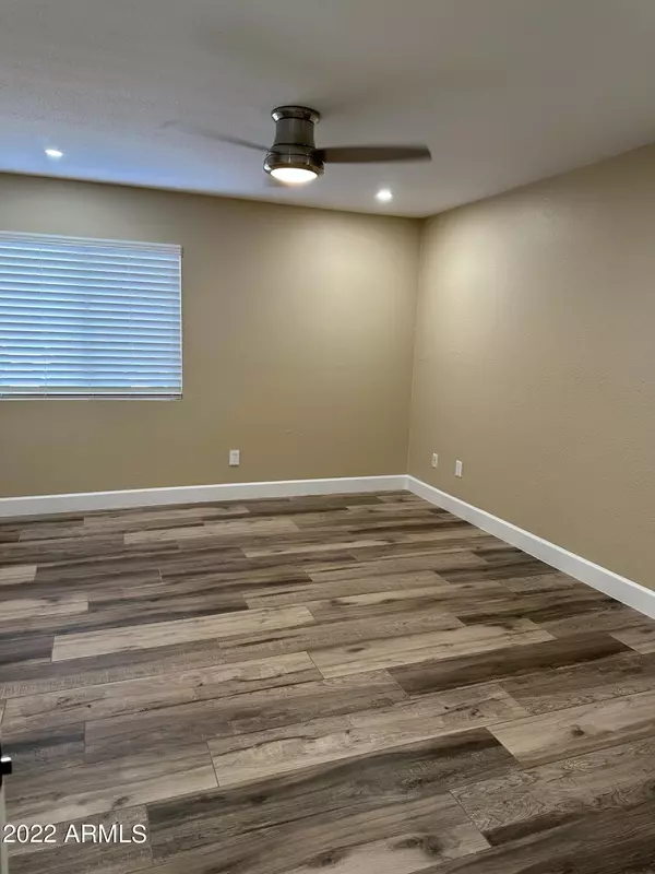 Mesa, AZ 85210,623 W GUADALUPE Road #103