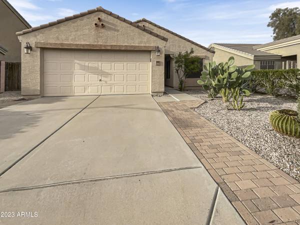 648 W LUCKY PENNY Place, Casa Grande, AZ 85122