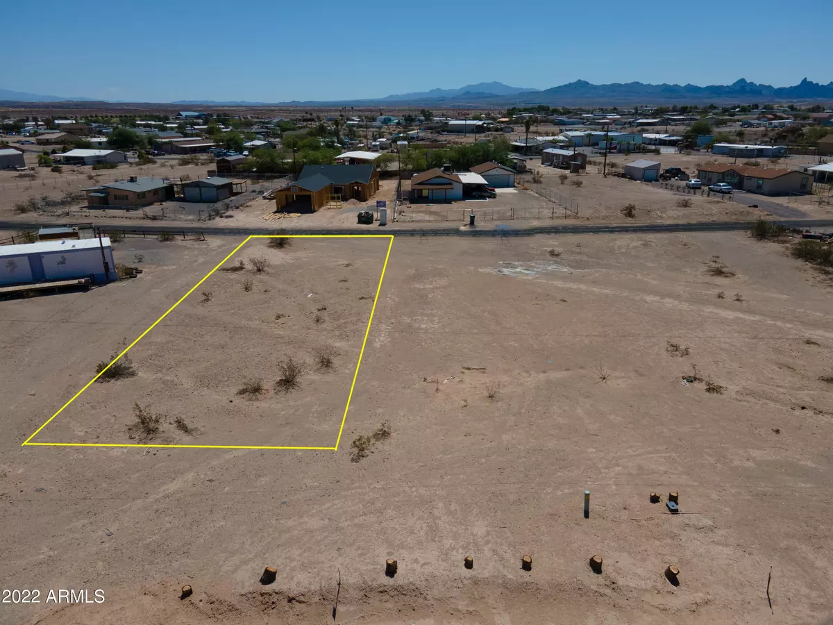 Topock, AZ 86436,13185 S COVE Parkway #16