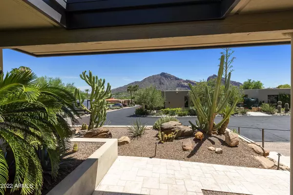 Paradise Valley, AZ 85253,5434 E LINCOLN Drive #72