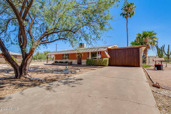 Apache Junction, AZ 85119,1447 S CACTUS Road