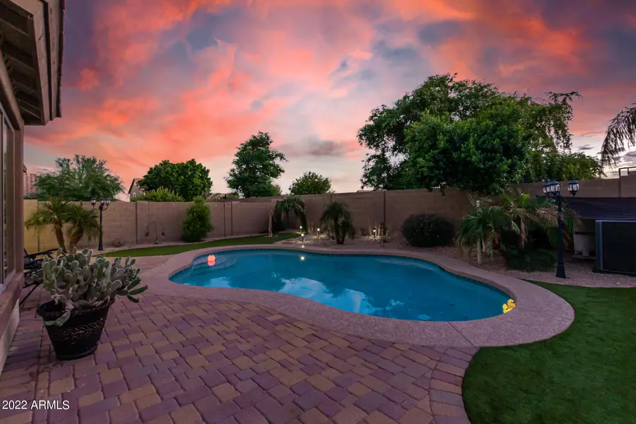 18201 W WESTPARK Boulevard, Surprise, AZ 85388