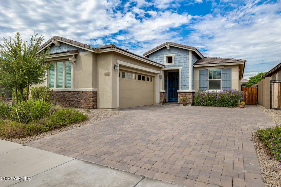 14590 W PASADENA Avenue, Litchfield Park, AZ 85340