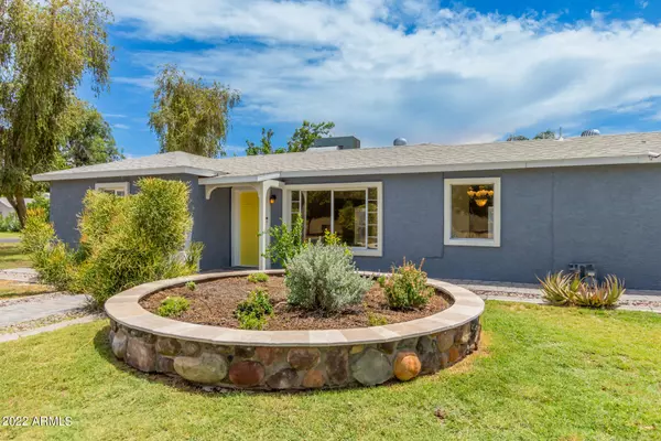 Phoenix, AZ 85008,2441 E EDGEMONT Avenue