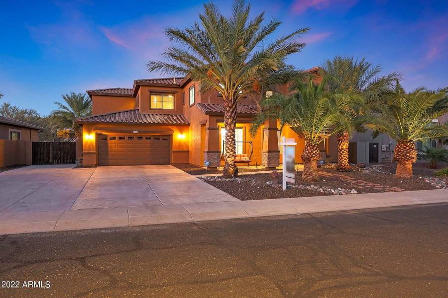 18062 W MAUNA LOA Lane, Surprise, AZ 85388