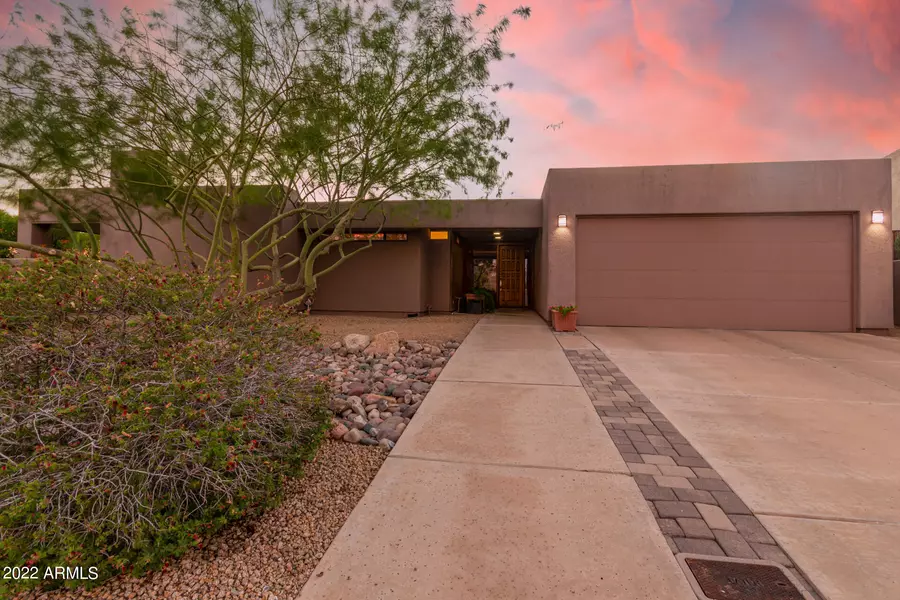 1635 E SELDON Lane, Phoenix, AZ 85020