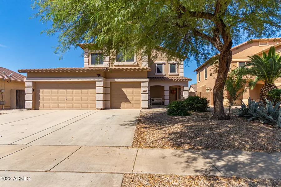 2918 E SILVERBELL Road, San Tan Valley, AZ 85143