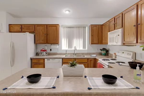 Phoenix, AZ 85041,5315 S 28TH Drive
