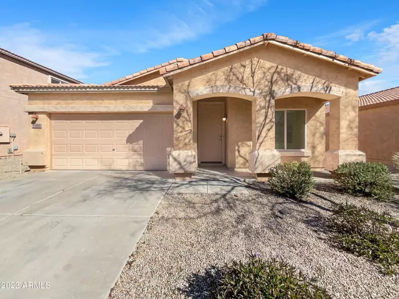 1160 E COUNTRY CROSSING Way, San Tan Valley, AZ 85143