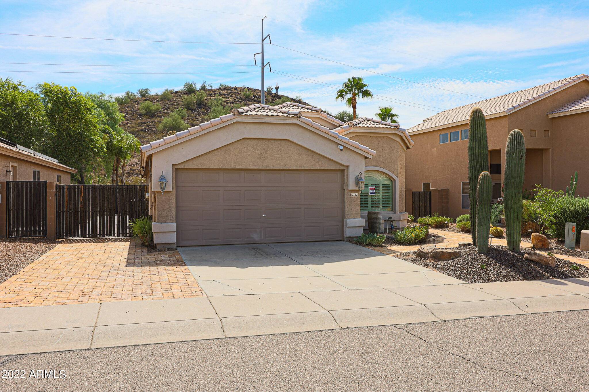 Phoenix, AZ 85024,2307 E ELECTRA Lane