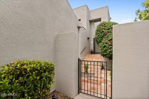 Scottsdale, AZ 85258,7700 E GAINEY RANCH Road #214