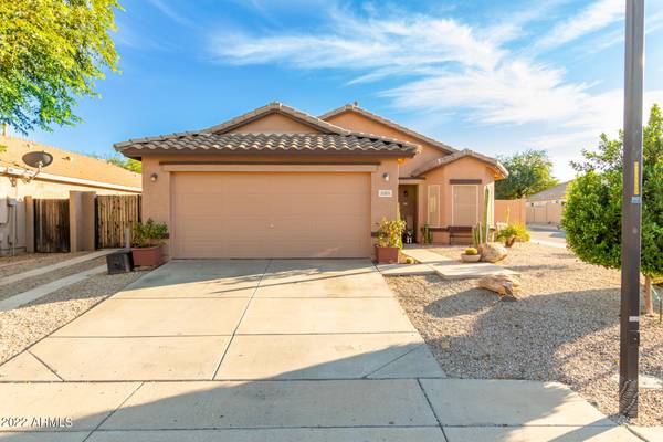 3301 W HAYDEN PEAK Drive, Queen Creek, AZ 85144