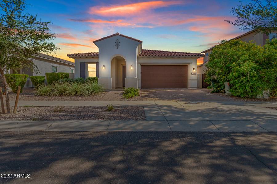 10555 E SIMONE Avenue, Mesa, AZ 85212