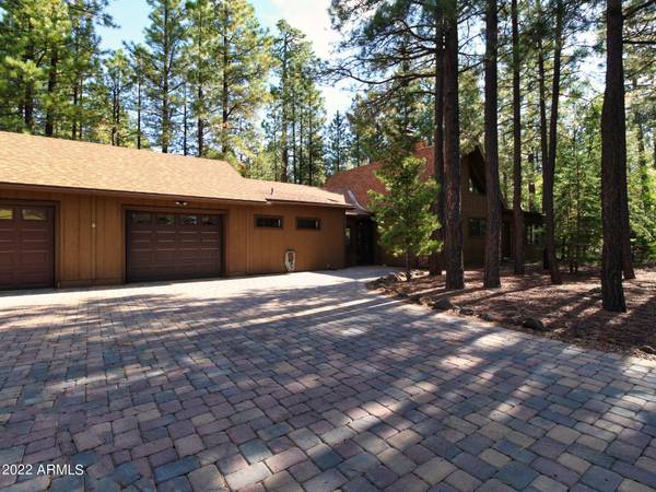 Pinetop, AZ 85935,6416 Tonto Circle