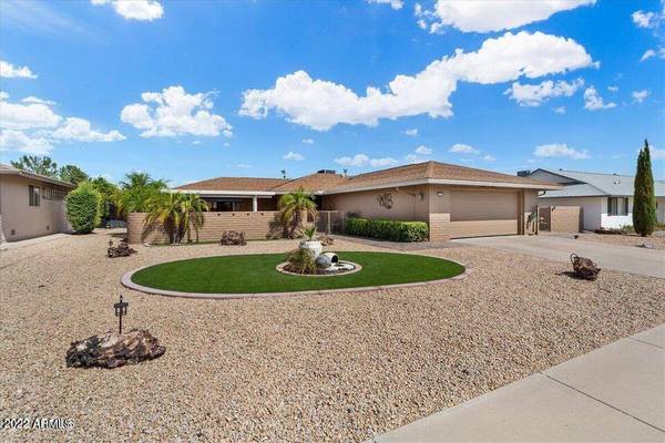 Sun City West, AZ 85375,21427 N PALM DESERT Drive