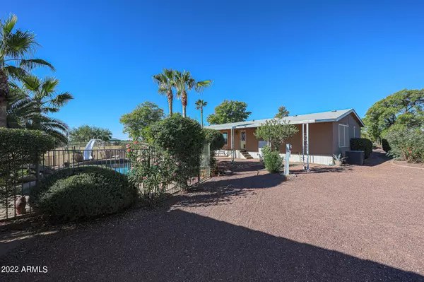 Wittmann, AZ 85361,29005 N 225TH Avenue