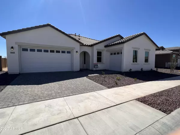 17613 W LINCOLN Street, Goodyear, AZ 85338