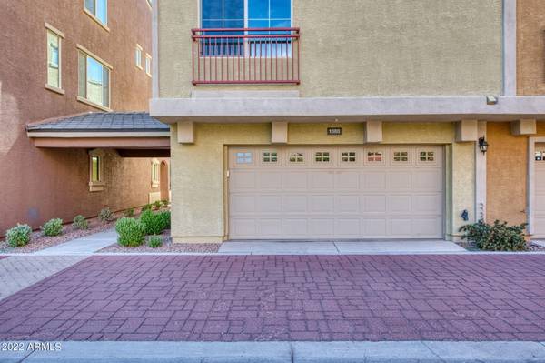 Gilbert, AZ 85233,240 W JUNIPER Avenue #1080