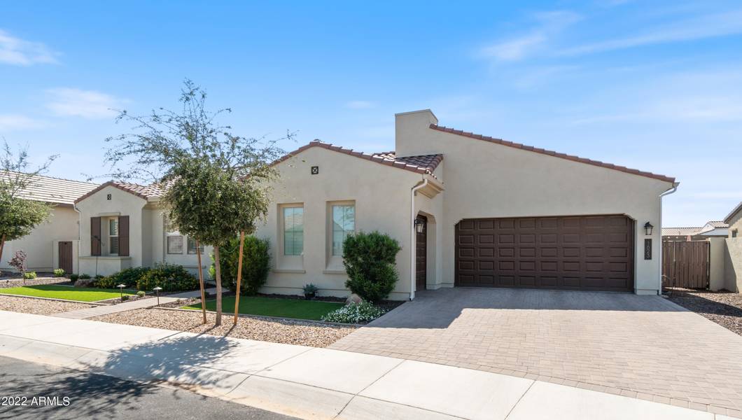 1823 E WATFORD Court, Gilbert, AZ 85298