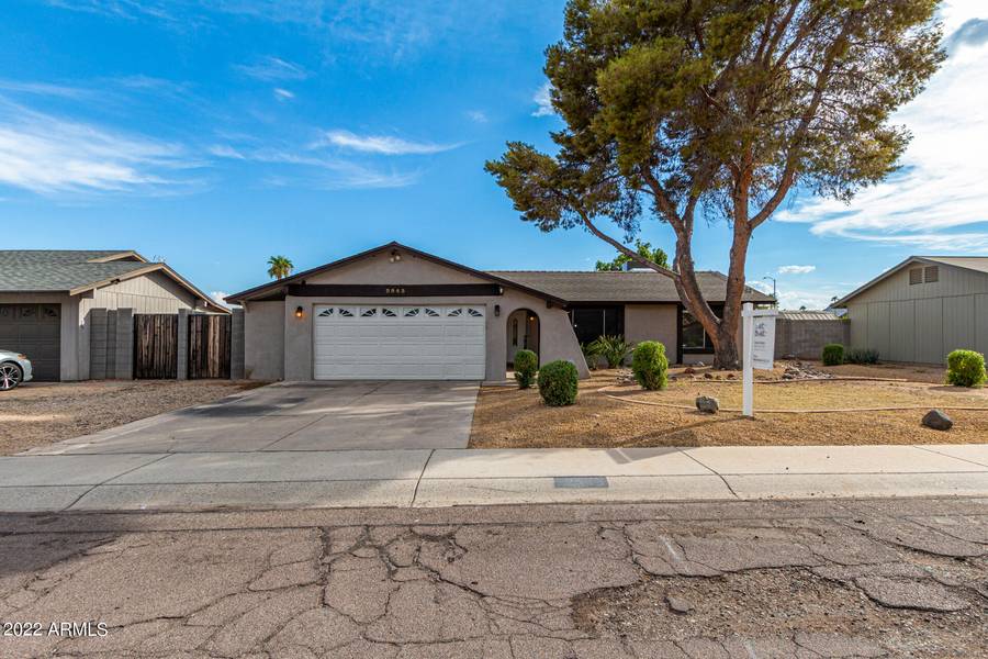 2543 E LIBBY Street, Phoenix, AZ 85032