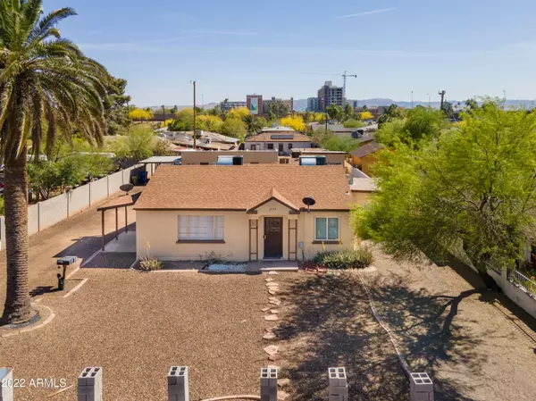 Phoenix, AZ 85008,2537 E Willetta Street