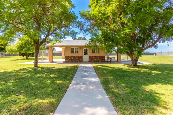 Phoenix, AZ 85041,8252 S 15TH Avenue