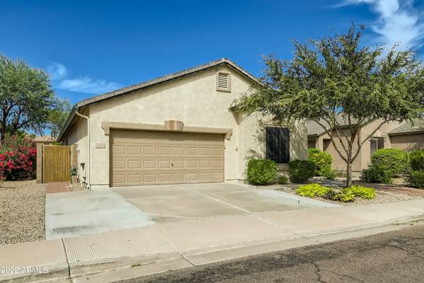 310 N NASH Way, Chandler, AZ 85225