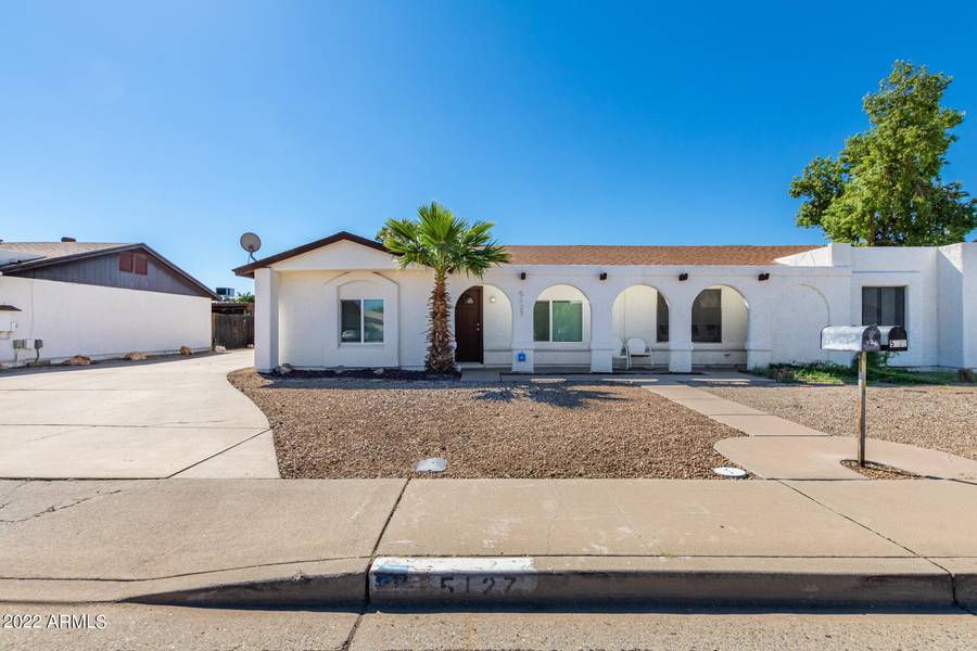 5127 W WILLOW Avenue, Glendale, AZ 85304