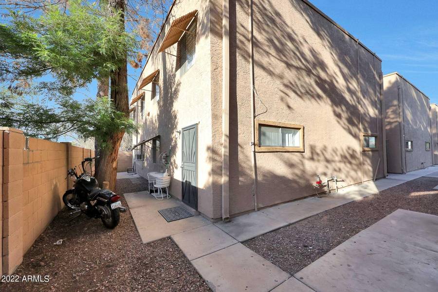 6302 N 64TH Drive #4, Glendale, AZ 85301