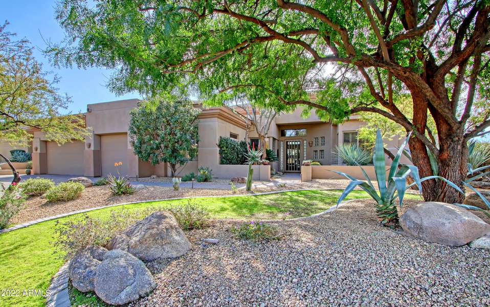 6449 E CRESTED SAGUARO Lane, Scottsdale, AZ 85266