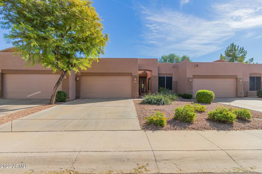 1945 S NAVAJO Way, Chandler, AZ 85286