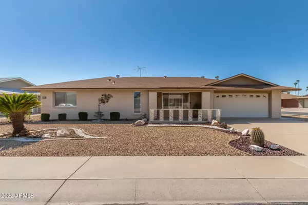 9755 W RIVIERA Drive, Sun City, AZ 85351