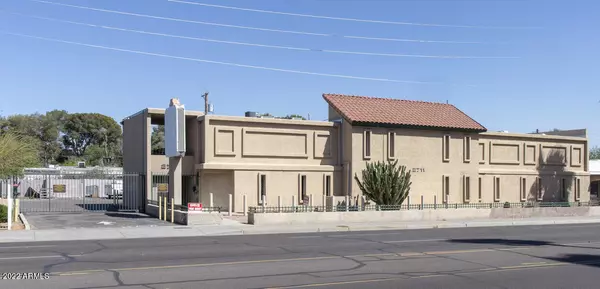 2711 N 24TH Street, Phoenix, AZ 85008