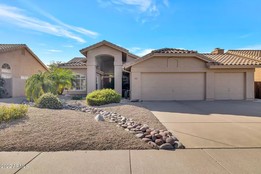 9425 E PALM TREE Drive, Scottsdale, AZ 85255