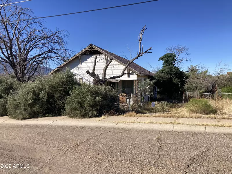 1010 N EAST Street, Globe, AZ 85501