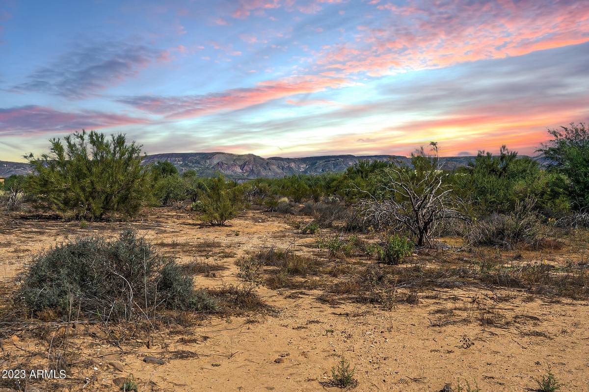 New River, AZ 85087,446 N 10TH Way #LOT 3