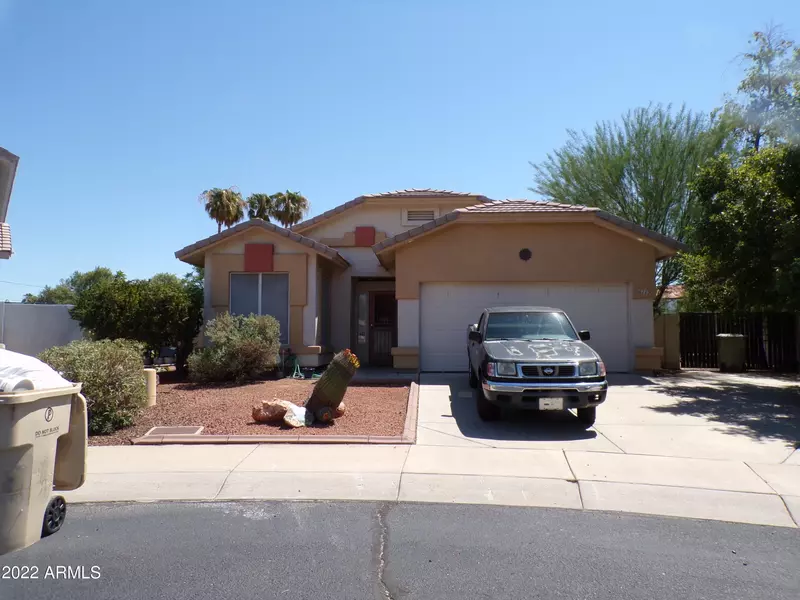 6115 W NAVAJO Drive, Glendale, AZ 85302