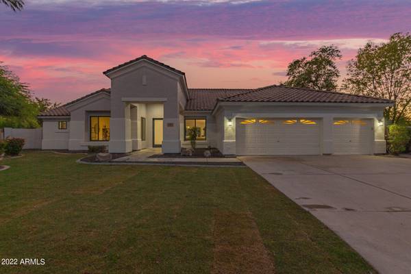 Gilbert, AZ 85296,604 S GRANITE Street