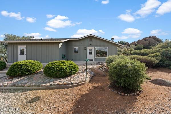 Yarnell, AZ 85362,23417 S ROCK Way